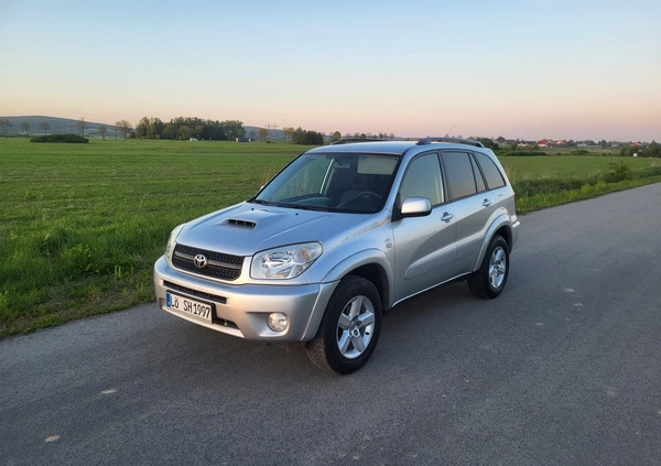 Toyota RAV4 cena 19900 przebieg: 226000, rok produkcji 2004 z Piekary Śląskie małe 497